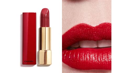 chanel true red lipstick